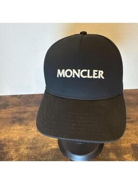 Moncler Logo Baseball Cap – Black – K10913B00054 04863 – New Without Tags – 100%